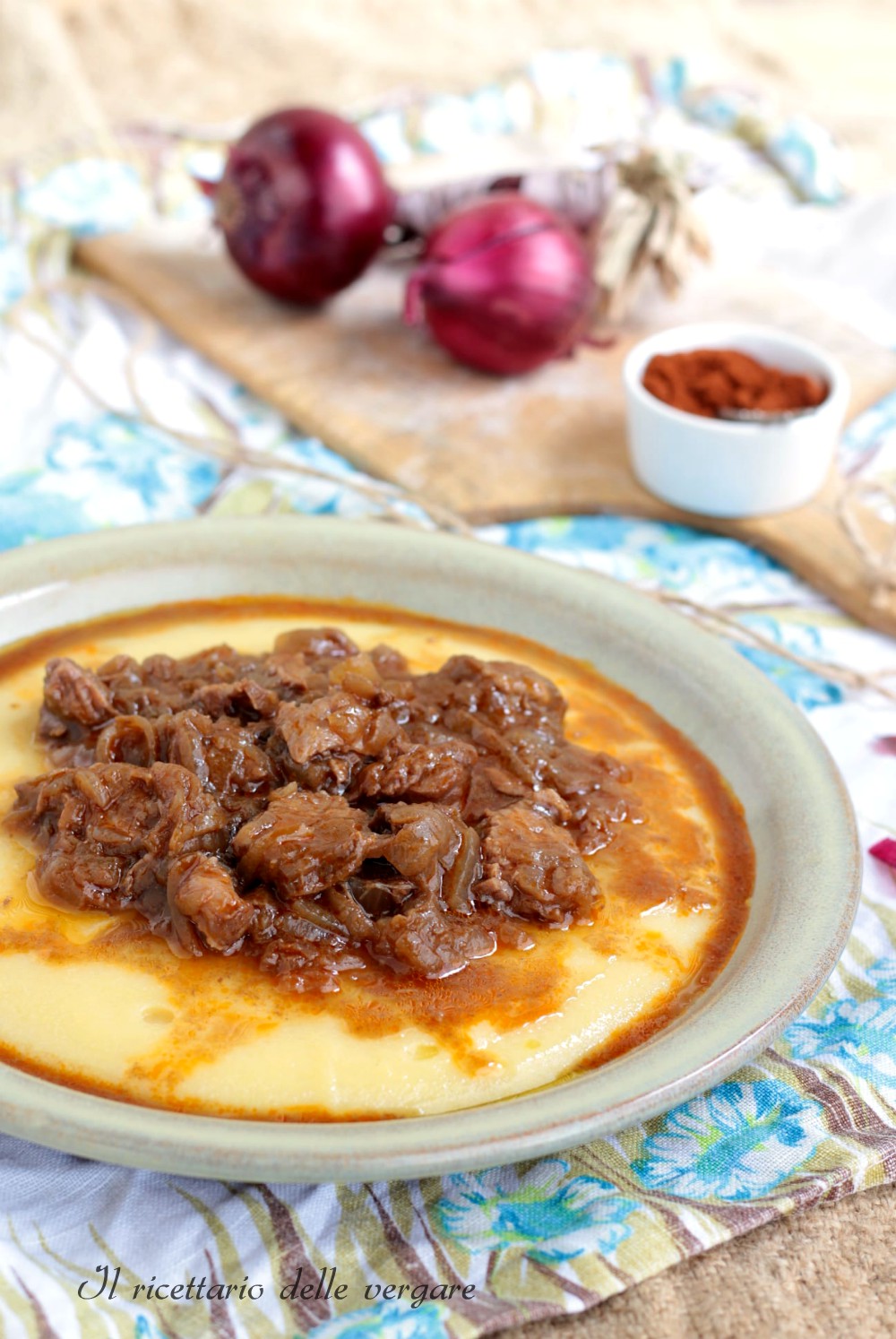 Polenta Con Il Sugo Di Carne - Il Ricettario Delle Vergare