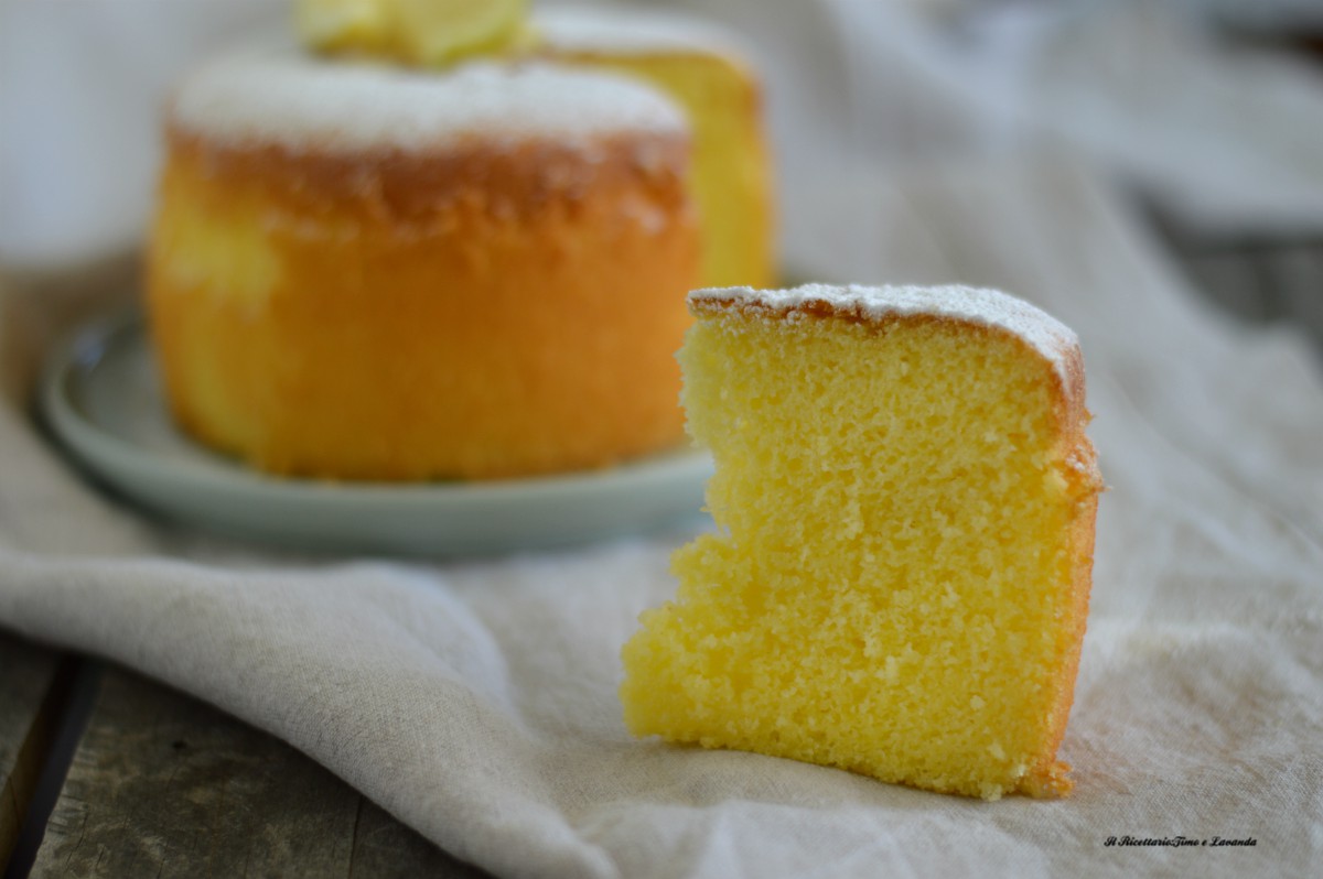 Chiffon cake al limone - Il Ricettario Timo e Lavanda