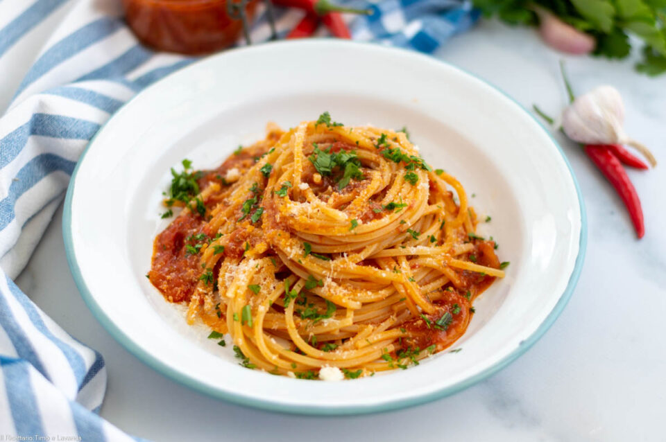 Spaghetti al -pomodoro