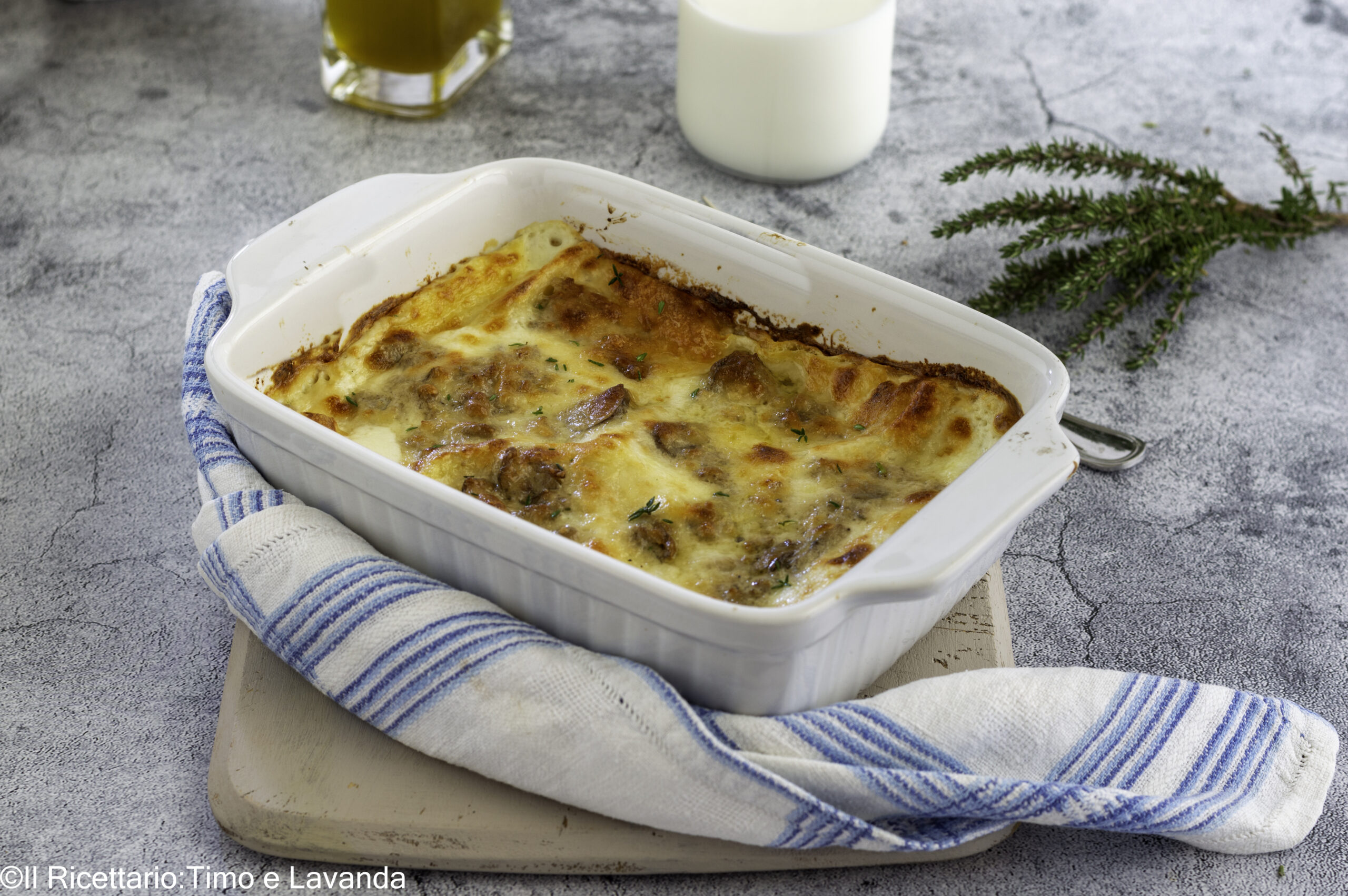Lasagne bianche con funghi e salsiccia - Il Ricettario Timo e Lavanda Lasagne bianche con funghi e salsiccia - Il Ricettario Timo e Lavanda
