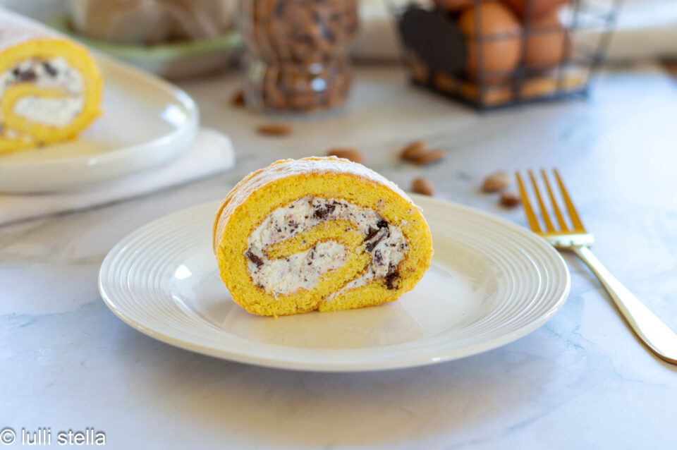 Fetta di rotolo low carb con impasto soffice e leggero
