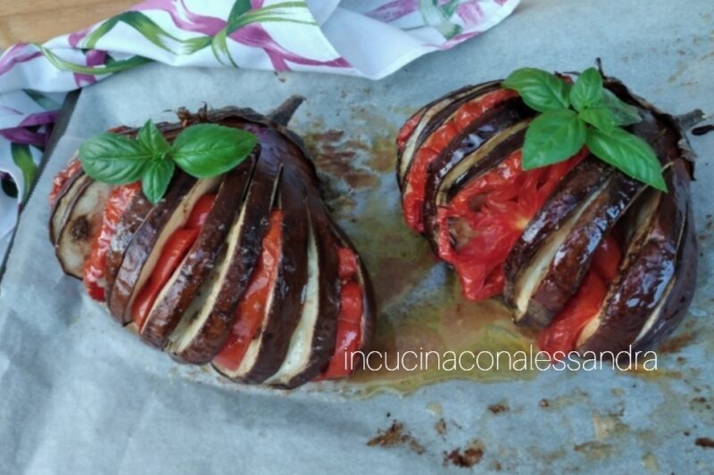 Melanzane a ventaglio ripiene