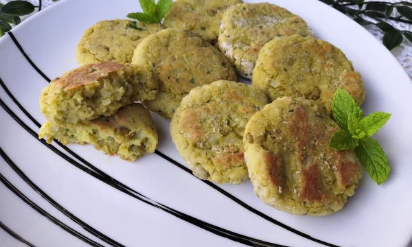 BURGER DI PISELLI E PATATE