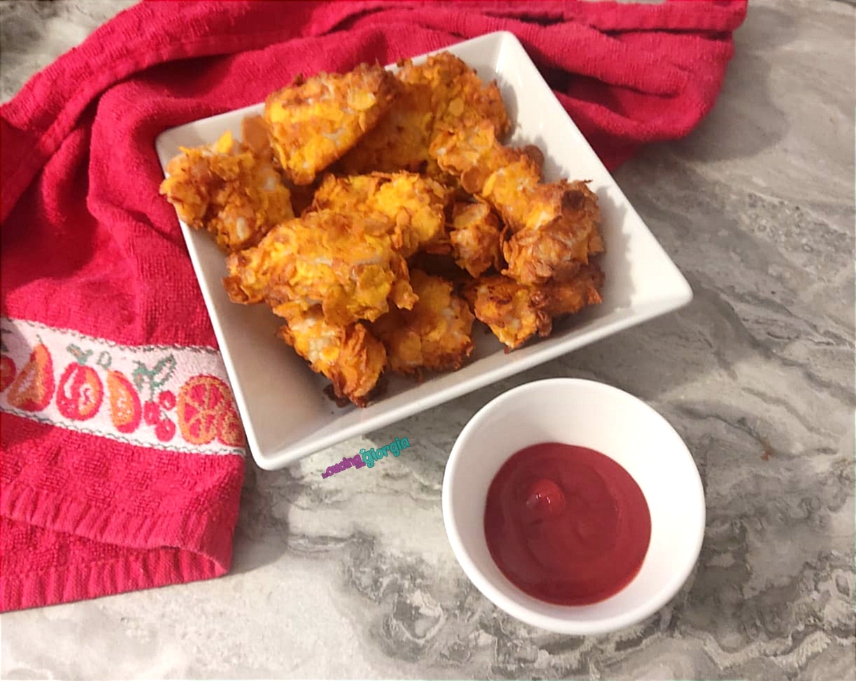 Bocconcini di pollo con corn flakes in friggitrice ad aria Incucinaco