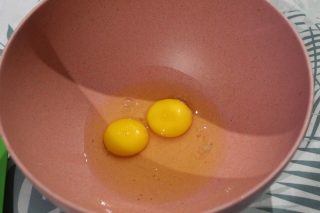 2 uova nella terrina
