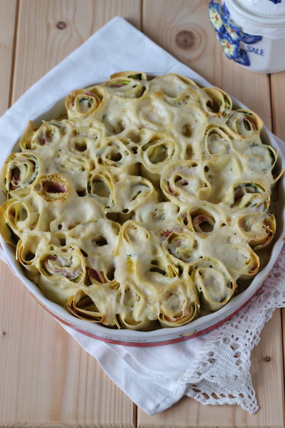 girelle di lasagne con zucchine prosciutto e scamorza