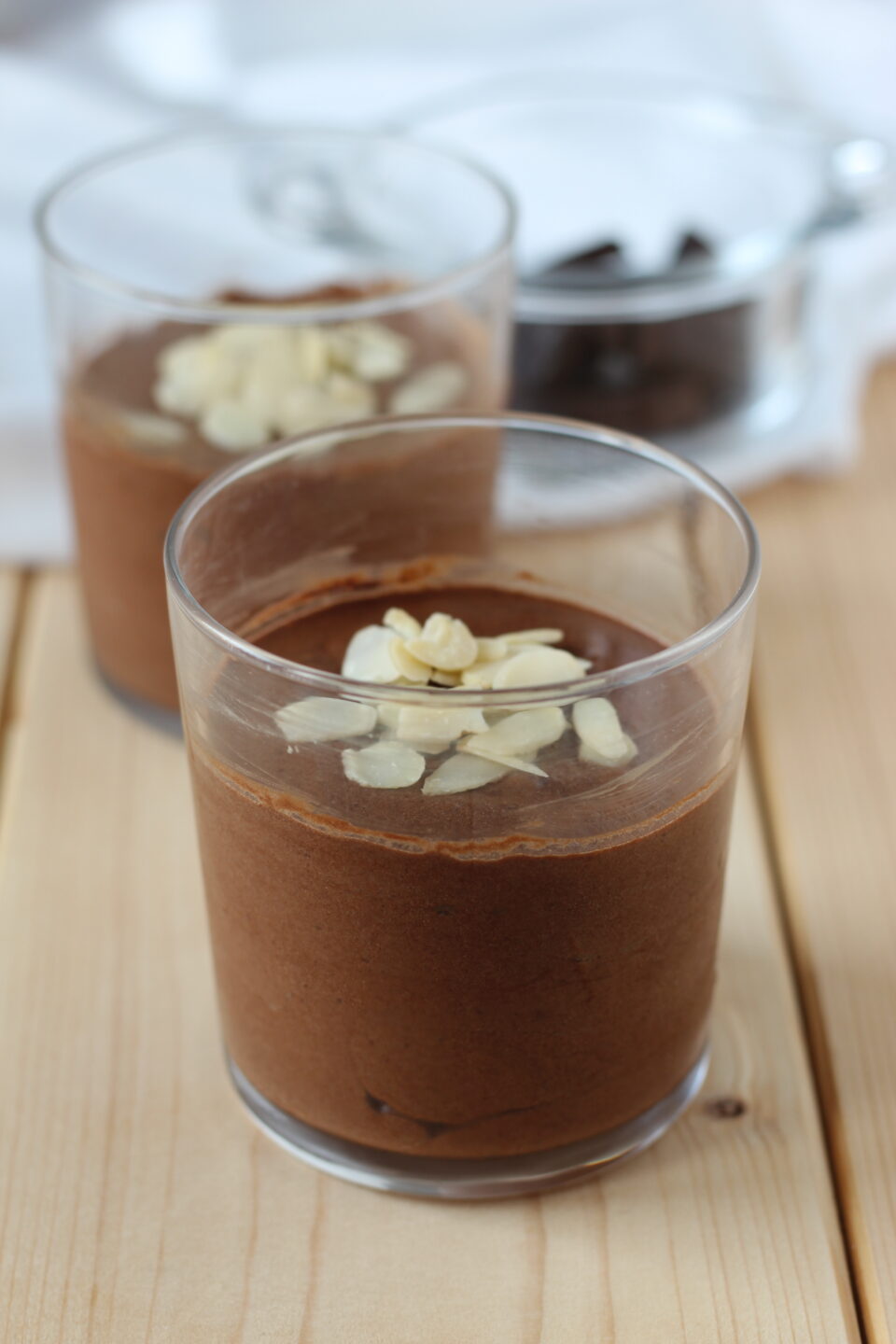 mousse al cioccolato fondente e albume pastorizzato