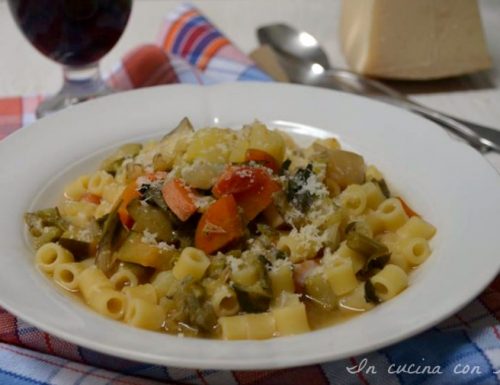 Minestrone di pasta e verdure