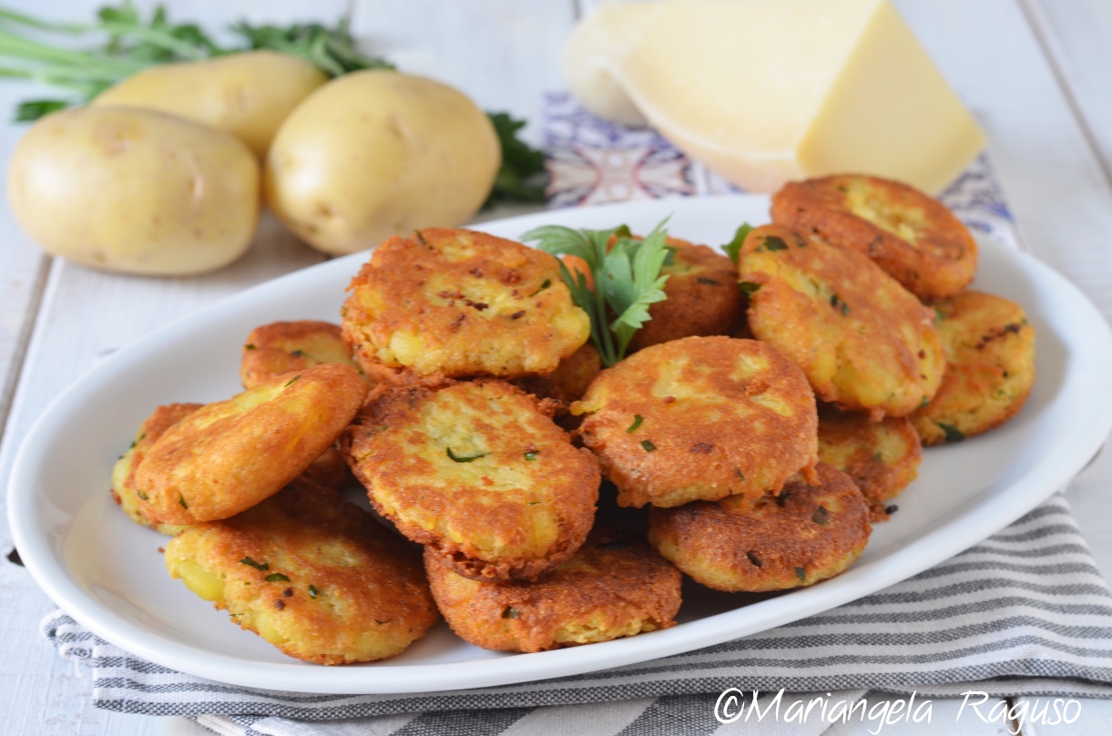 POLPETTE DI PATATE ALLA SICILIANA