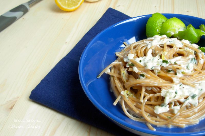 Spaghetti al limone cremosi, ma senza panna