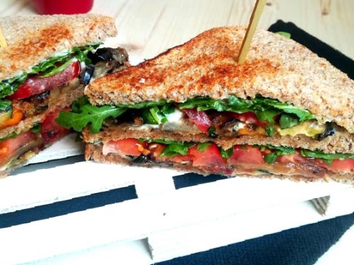 Club sandwich vegano