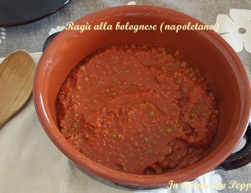 Ragù alla bolognese napoletano – ricetta condimento saporito