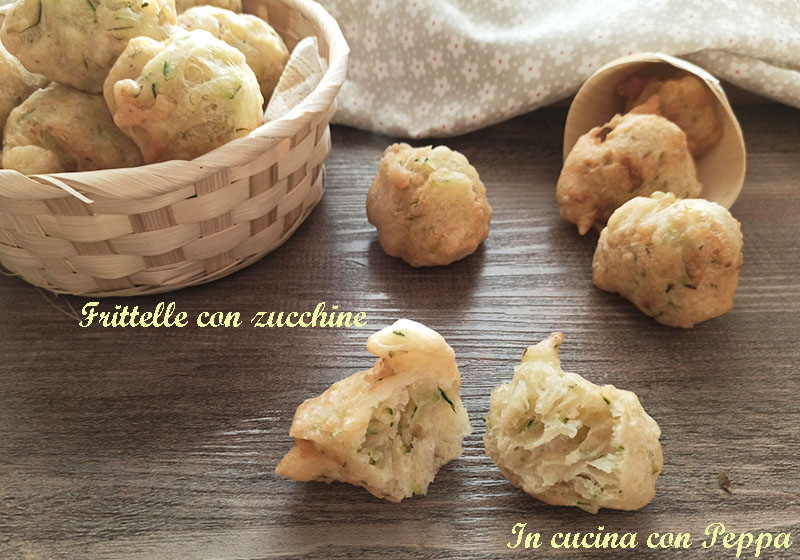 Frittelle di zucchine sfiziose in poco tempo - In cucina con Peppa