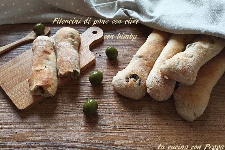 Filoncini di pane con olive bimby