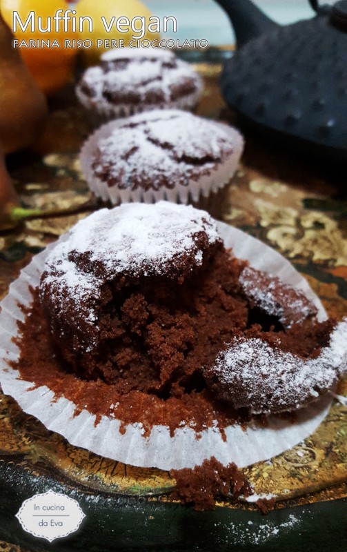 Muffin vegan farina riso pere cioccolato
