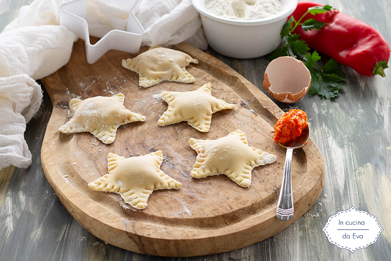 Ravioli con crema di peperoni