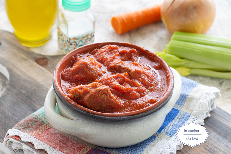 Sugo con carne di manzo - Ricetta di sugo fatto in casa