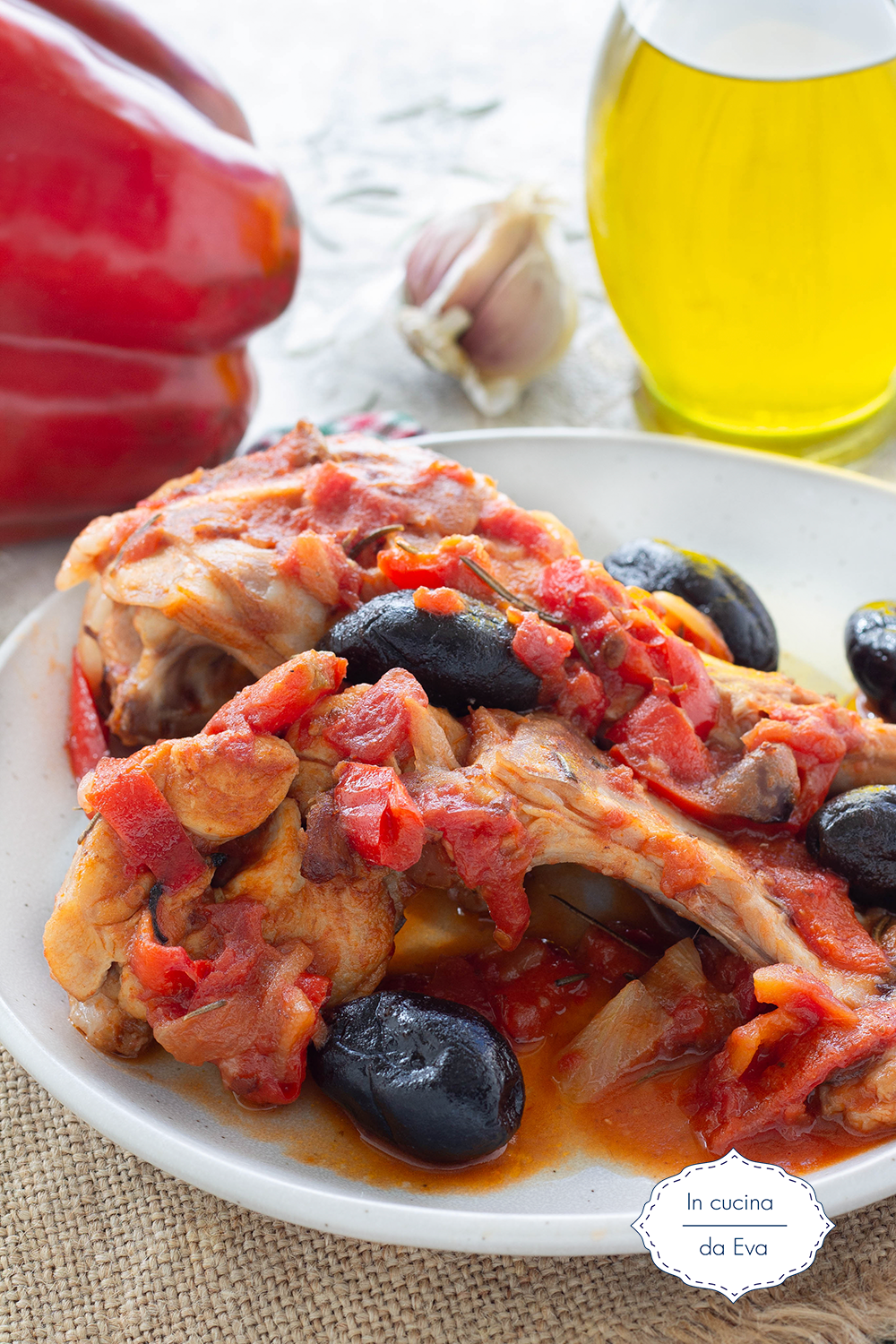 Coniglio alla cacciatora - ricetta abruzzese, con pomodoro