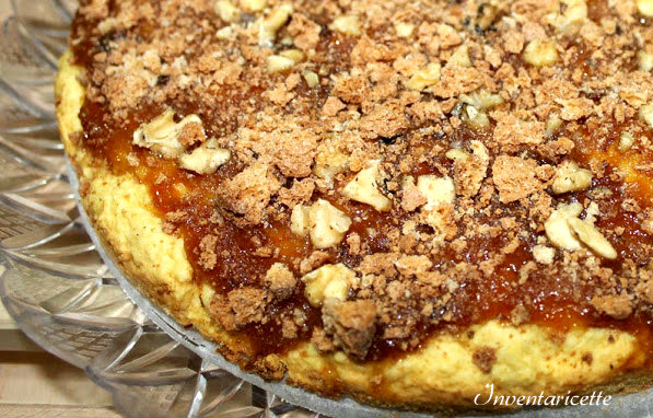 Crostata morbida ai fichi con amaretti e noci