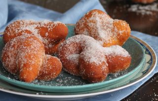 GRAFFE SENZA PATATE ricetta tipica napoletana ciambelle fritte GRAFFE SENZA PATATE ricetta tipica napoletana ciambelle fritte