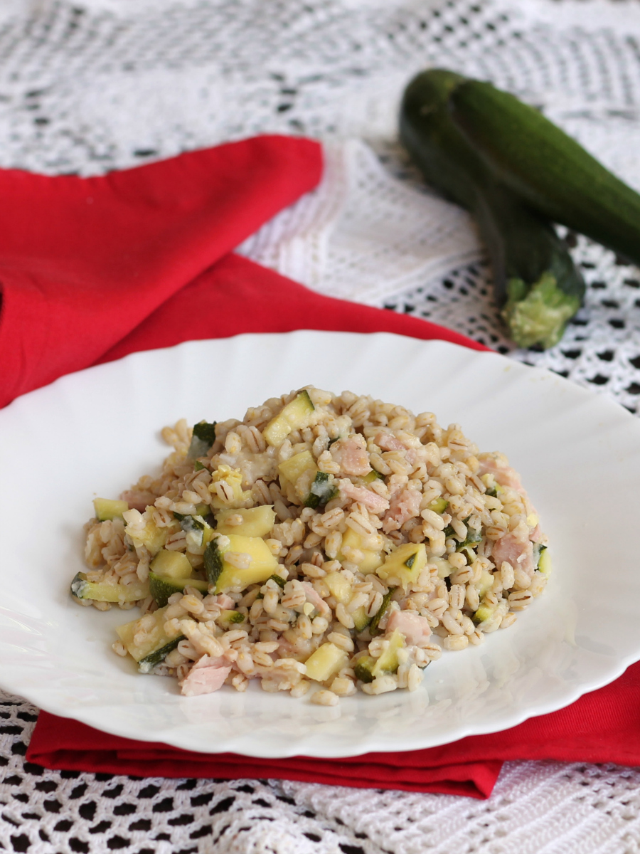 ORZO CON ZUCCHINE E PROSCIUTTO ricetta insalata fredda