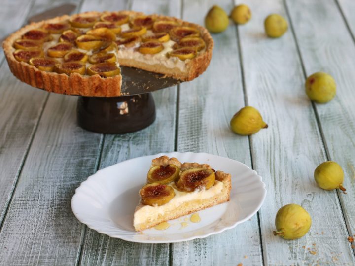 CROSTATA RICOTTA FICHI E MIELE ricetta dolce con frutta fresca