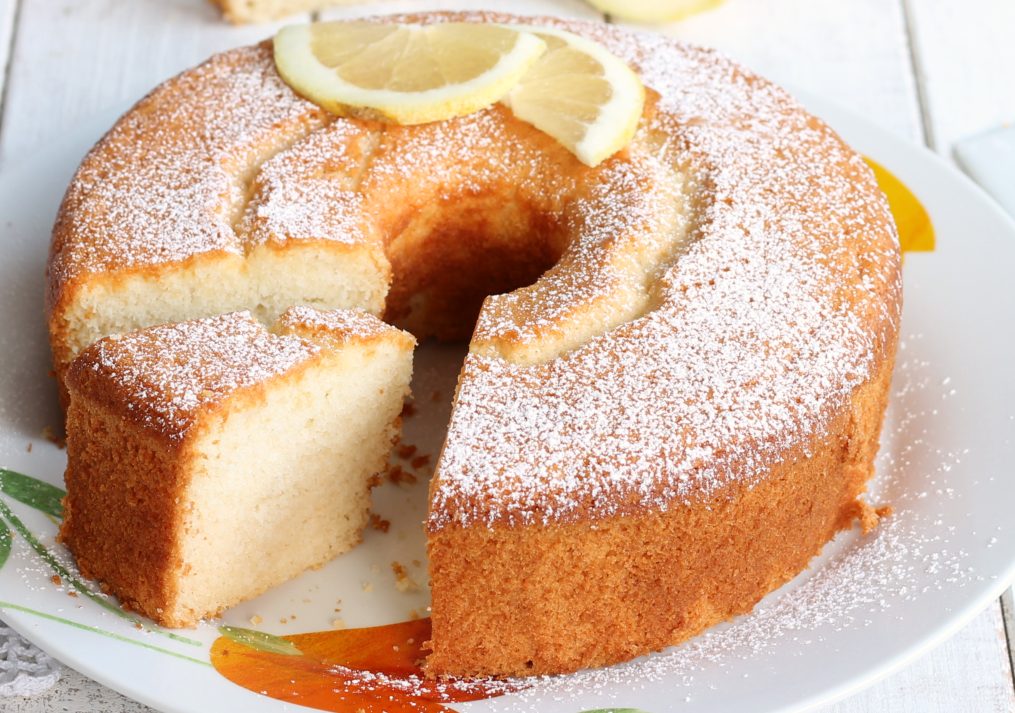 Ciambella Agli Albumi Ricetta Dolce Senza Burro Soffice Con Yogurt