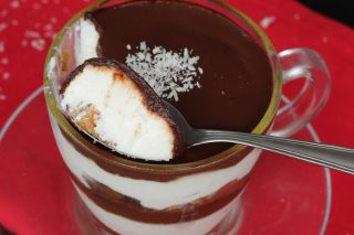 dessert light cocco cioccolato vid Dessert light cocco cioccolato caffè | dolce ipocalorico con yogurt greco