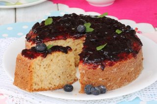 torta yogurt senza uova vid Torta allo yogurt senza uova | ricetta torta senza uova e burro con yogurt