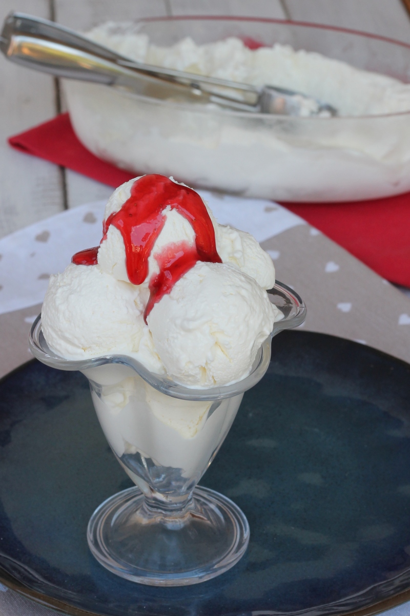 GELATO CON YOGURT GRECOricetta gelatto furbo allo yogurt senza gelatiera