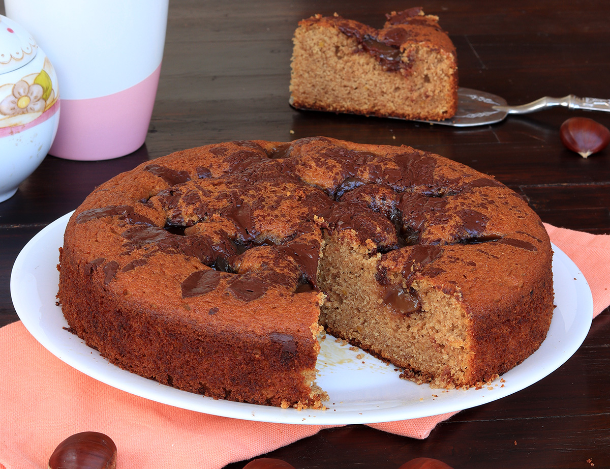 DOLCE CON FARINA DI CASTAGNE torta con crema di marroni