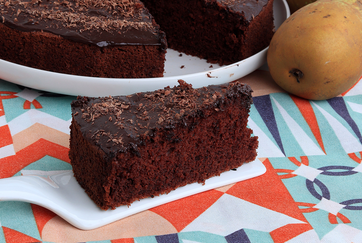 TORTA PERE E CIOCCOLATO SOFFICE e veloce | Invenraricette
