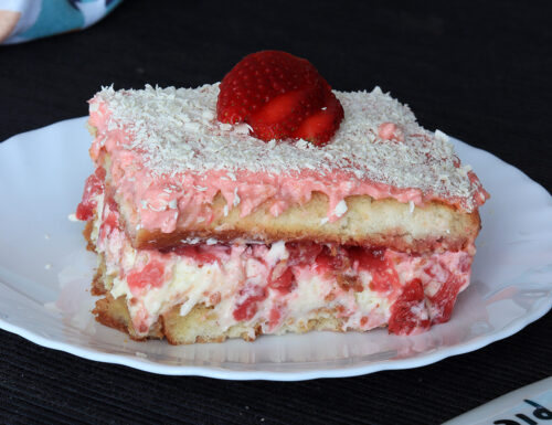 FRAGOLE TIRAMISU CON CIOCCOLATO BIANCO