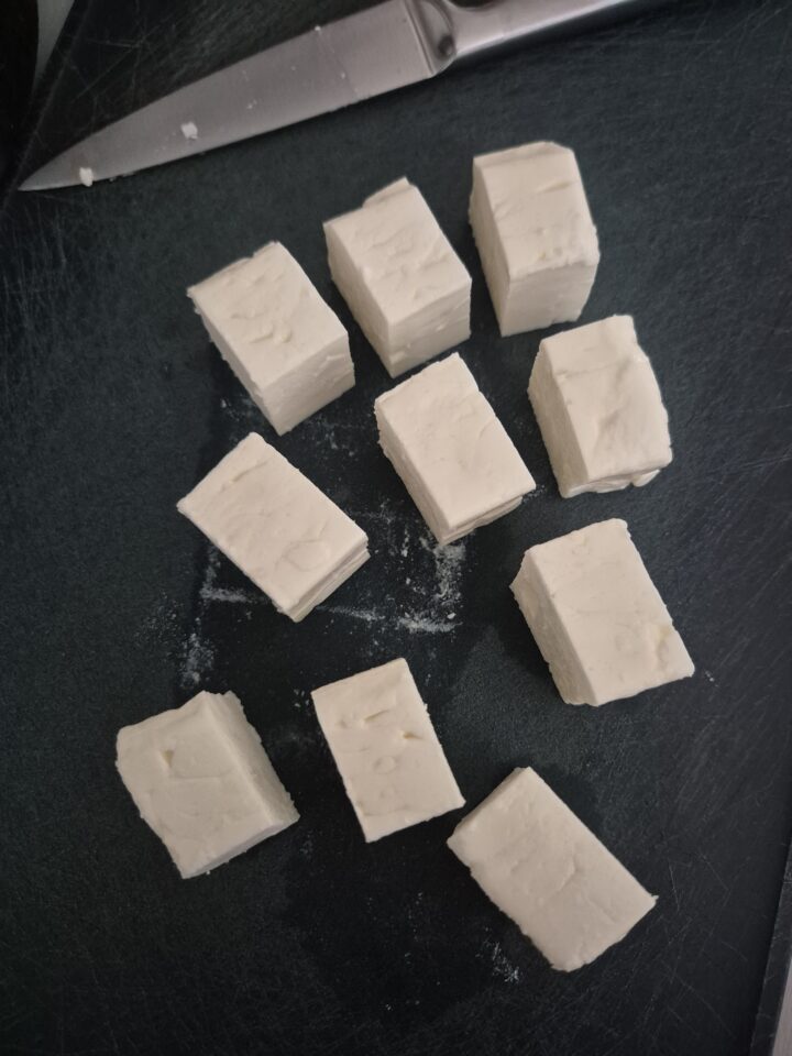 FETA IN FRIGGITRICE AD ARIA | feta impanata | Inventaricette