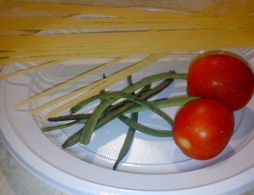 Spaghetti con fagiolini al sugo