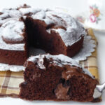 torta al cacao dal cuore cremoso