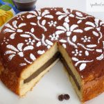 torta versata con crema al caffè