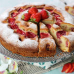 Torta di fragole e ricotta dolce soffice e delicato privo di burro i pasticcini di Nina ricette
