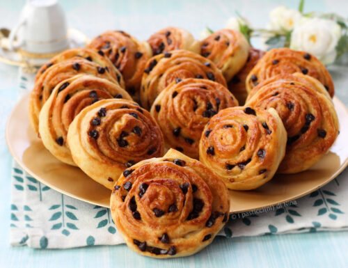 PAN GIRELLA SENZA UOVA CON GOCCE DI CIOCCOLATO