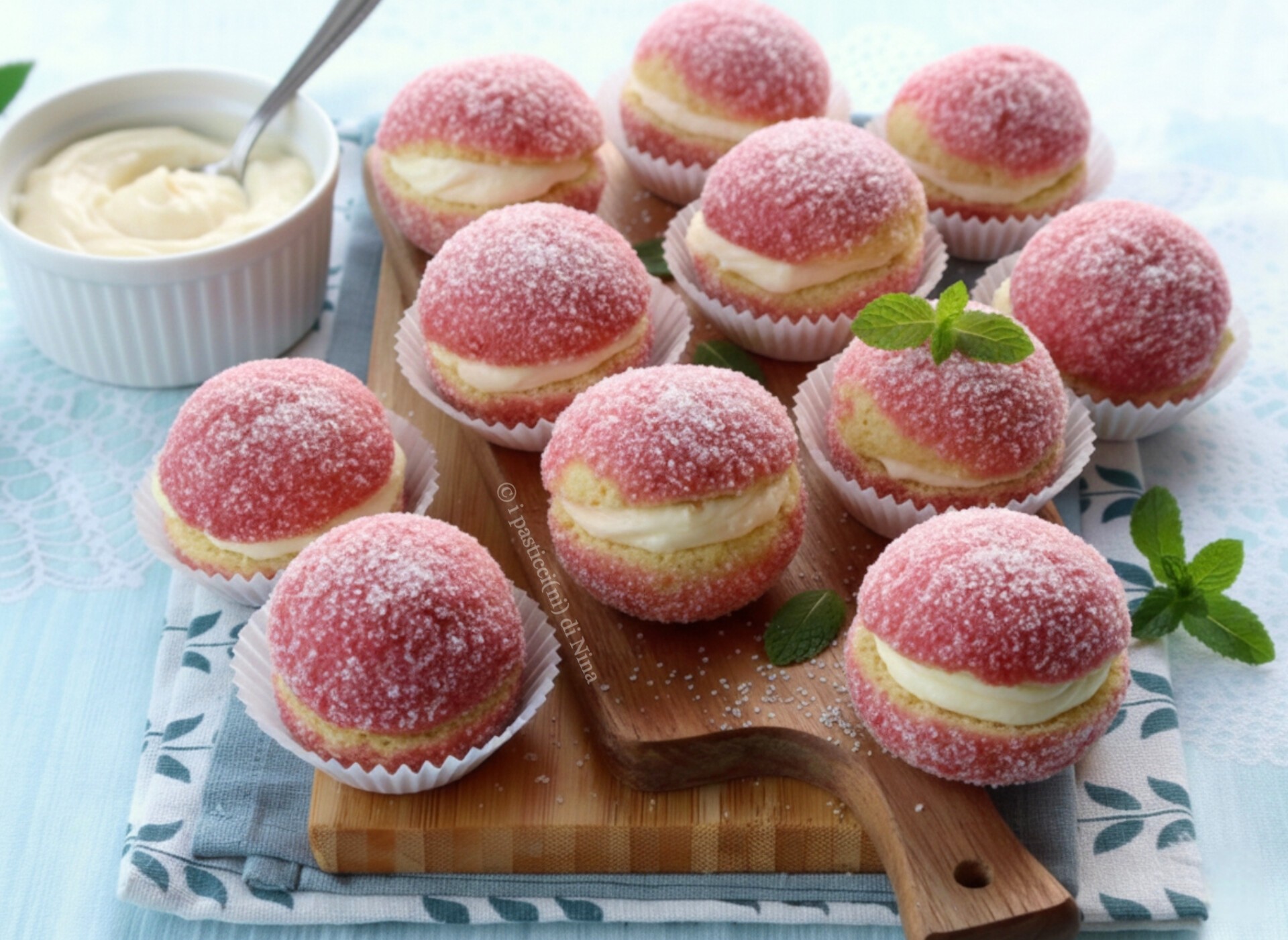 pesche dolci ripiene di crema ricetta i pasticcini di Nina