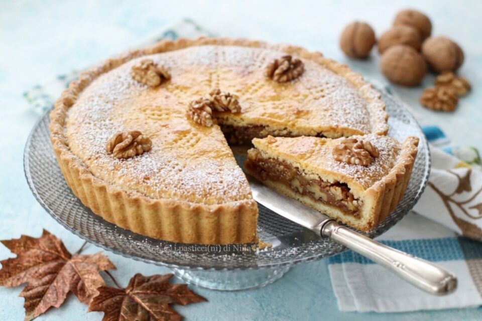 Torta alle noci dell'Engadina, Bündner Nusstorte, ricetta originale i pasticcini di Nina