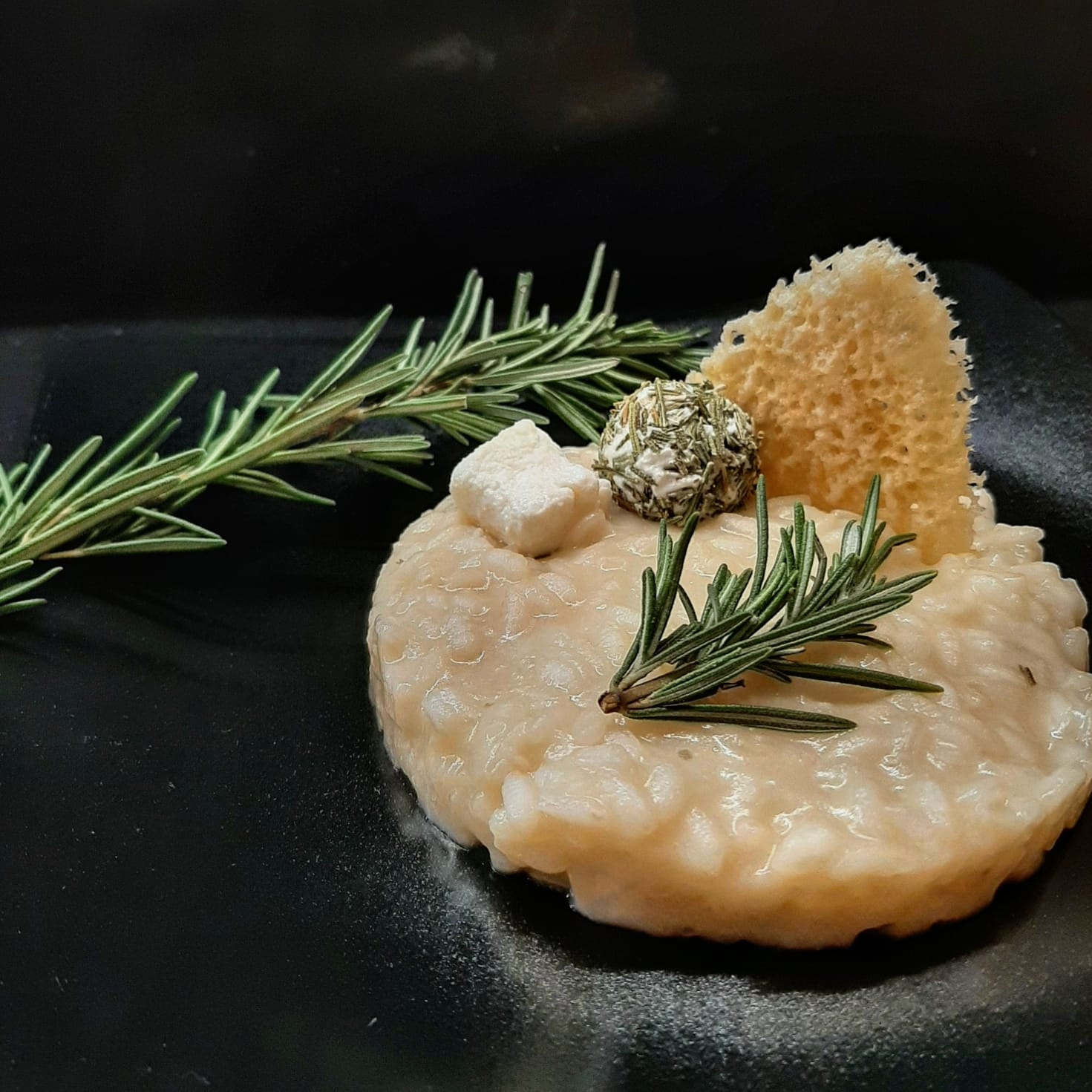 Risotto al caprino, rosmarino e miele I risotti del dugongo