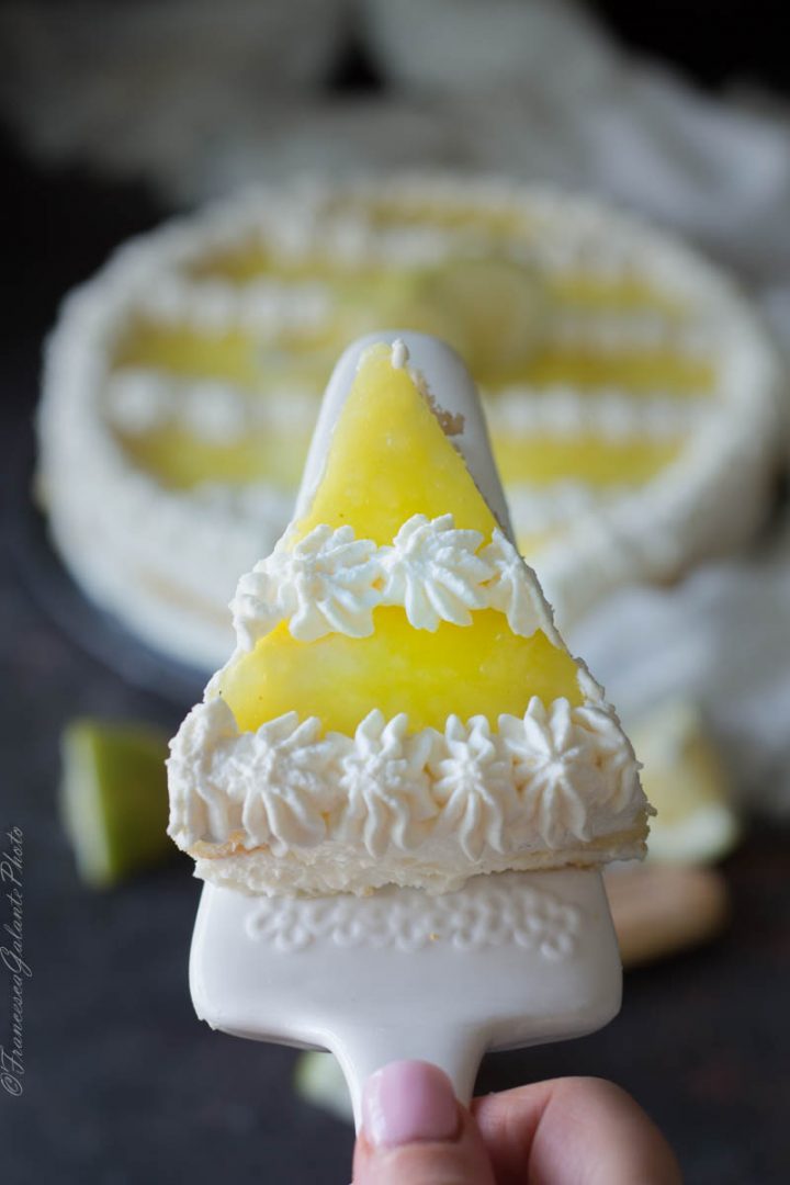 Torta al limone fredda senza gelatina