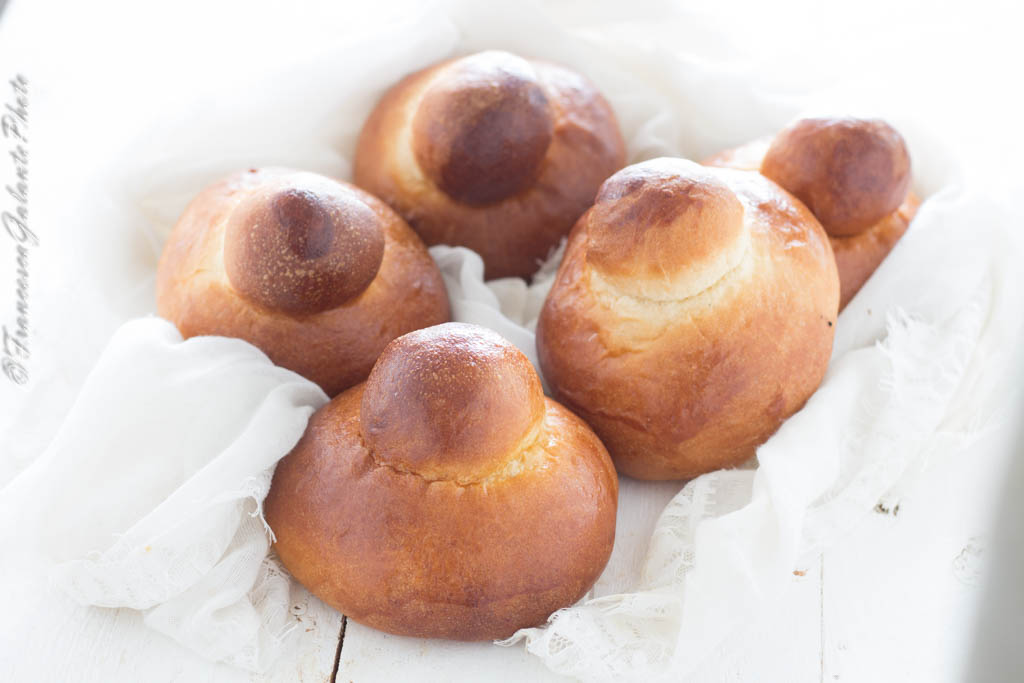 Brioches sofficissime col tuppo