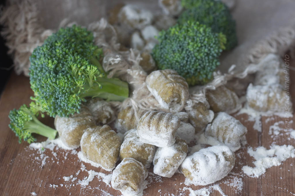 Gnocchi di broccoli senza patate facili e veloci