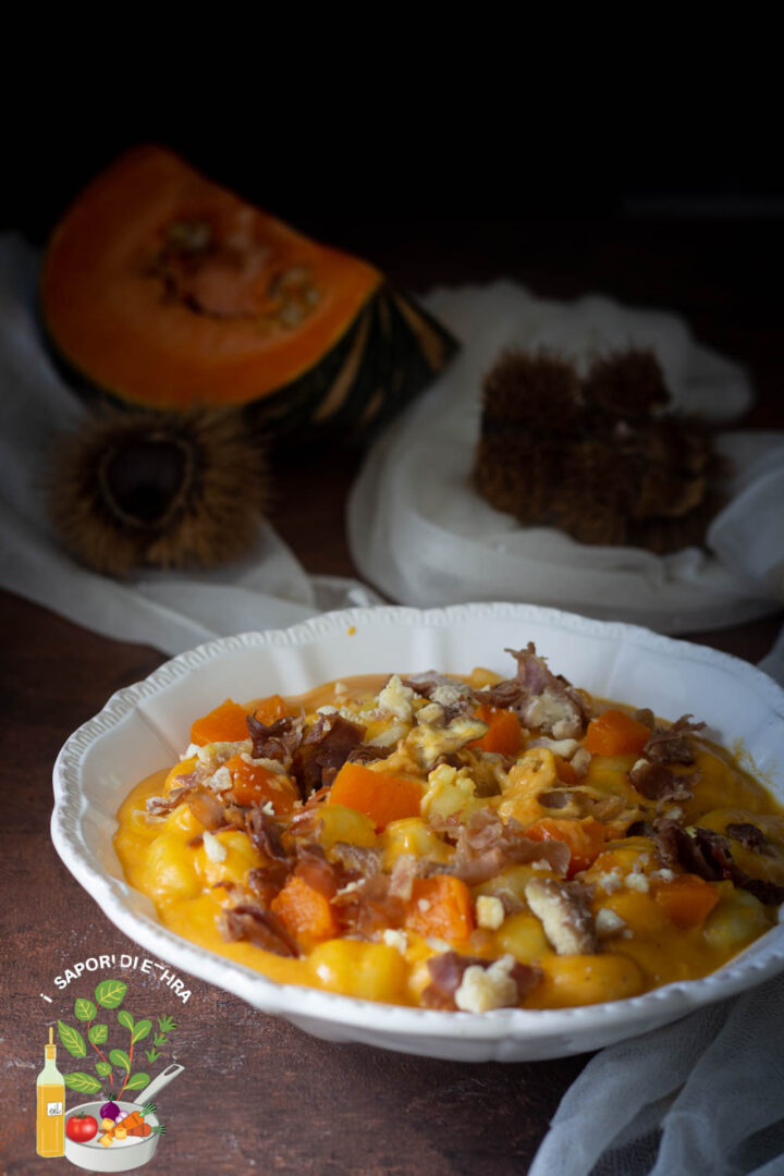 Gnocchi alla crema di zucca con castagne e speck - I Sapori di Ethra