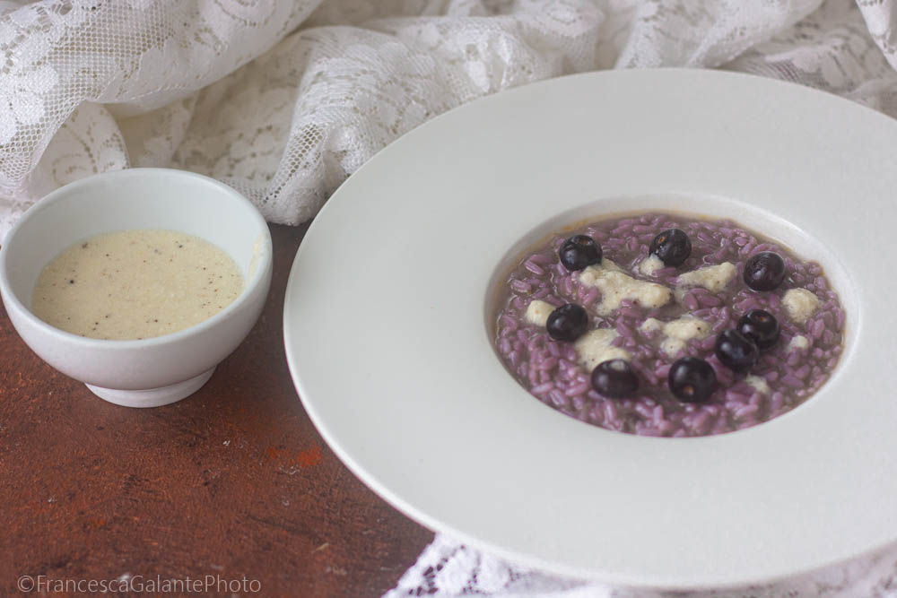 Risotto ai mirtilli con cacio e pepe (Cannavacciuolo) I Sapori di Ethra
