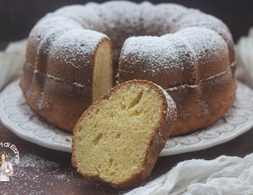 Ciambella della nonna alta e soffice