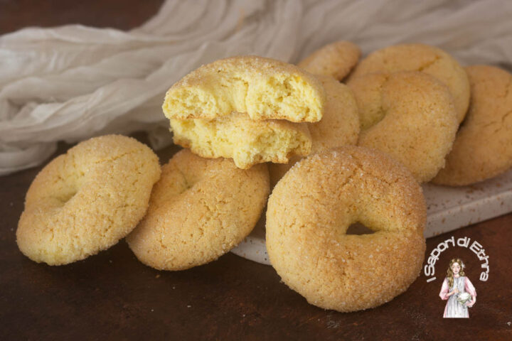 Taralli dolci inzuppo morbidi all'arancia