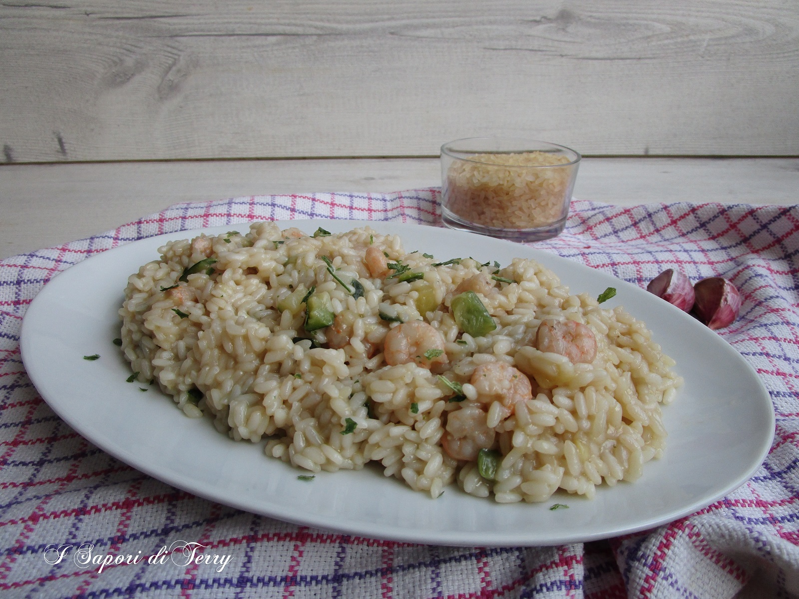 Risotto con gamberetti e zucchine